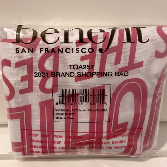 Benefit Cosmetics Scrunchie + Tote Bag - Picture 3 of 4